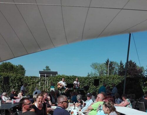 Pinse Frokost med Musik Asaa Camping 2