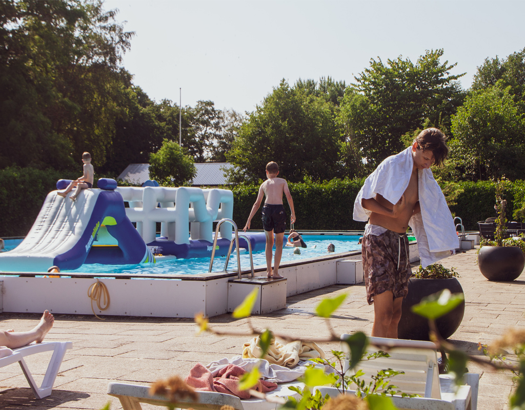 svømmebad 2021 Asaa Camping Aquaglide bane 1024x800